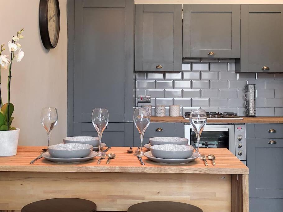 Beautiful Georgian New Town 2 Bed Apartment Edinburgh Luaran gambar