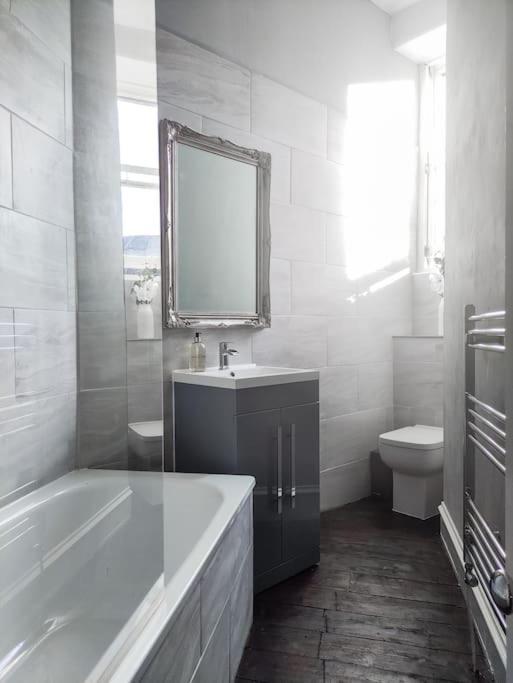 Beautiful Georgian New Town 2 Bed Apartment Edinburgh Luaran gambar